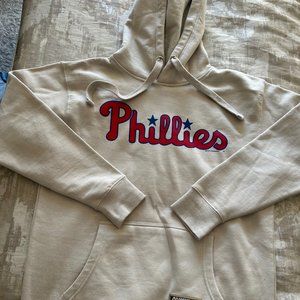 Philadelphia Phillies Mitchell & Ness Medium Sweatshirt - Never Worn